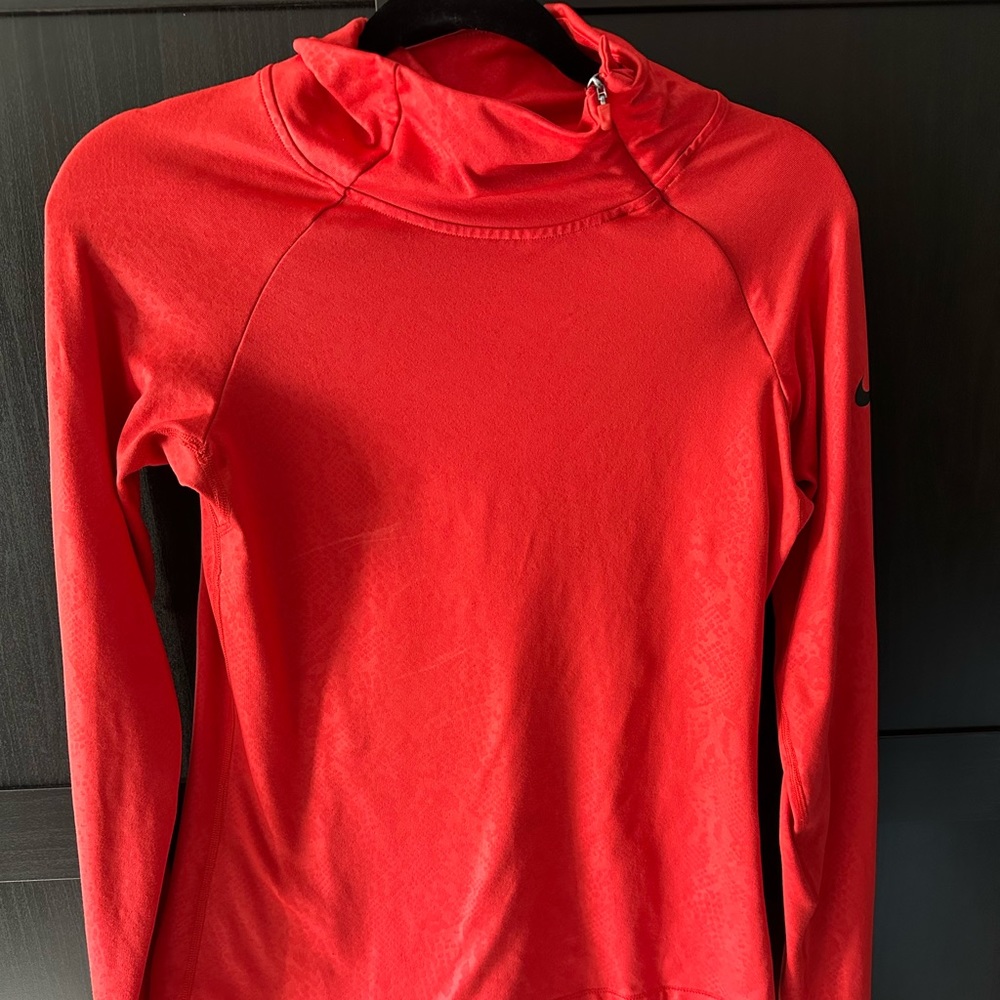 Nike pro sweater